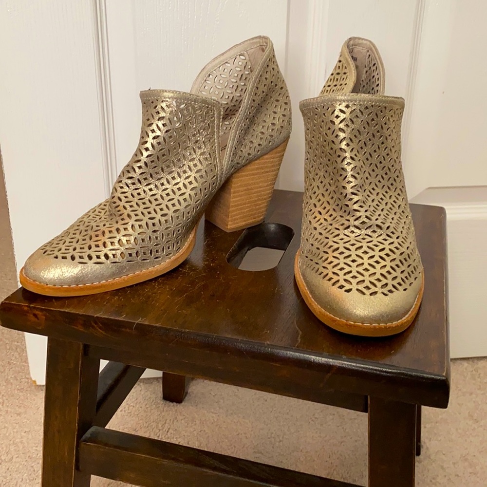 Jeffrey Campbell - Rosalee ankle bootie gold - 10